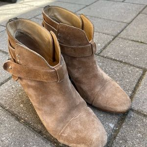 Women's Suede Ankle Boots in Taupe